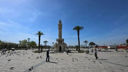 İzmir'de bu haftanın en sıcak günü yaşanıyor