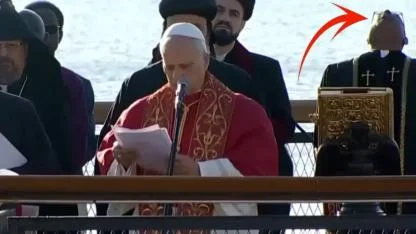 İznik'teki ayine dikkat çeken görüntü