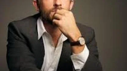 Jonathan Bailey, 2025'te 'Yaşayan En Seksi Erkek' seçildi