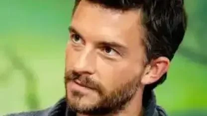 Jonathan Bailey, 2025'te 'Yaşayan En Seksi Erkek' seçildi