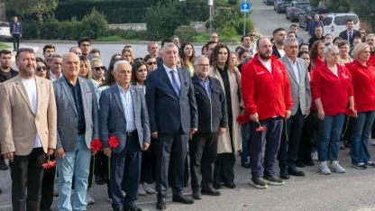 Karaoğlan vefatının 19'uncu  yılında  Güzelbahçe'de anıldı.