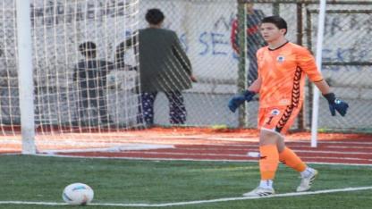 Menemenli kaleci Alp'i Beşiktaş denedi