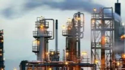 Petrol son 2 yılın en kötü aylık performansını yaşıyor