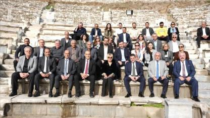 İzmir Ticaret Borsası Metropolis Antik Kenti’nde Sezonu Açtı: Başkan Övünç Demir “Metropolis Zeytinyağı ile Dünyaya Açılacağız”