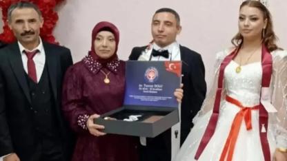 500 bin liraya getirdiği gelini kaçtı, baba kendini astı