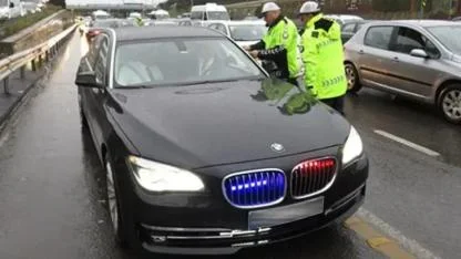 Anayasa Mahkemesi'nden çakarlı araçlar için emsal karar