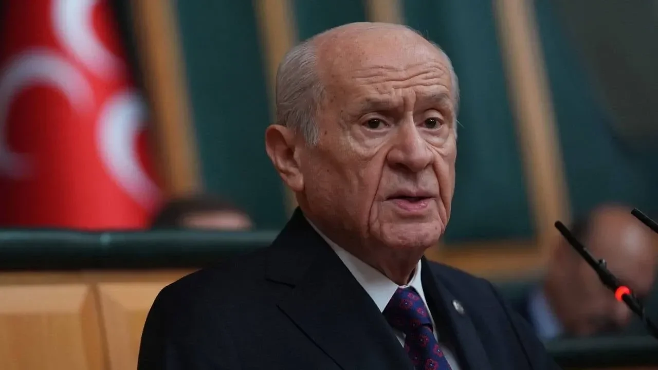 Bahçeli’den Libya Heyetini Taşıyan Uçak Kazasına Sert ve Duygusal Mesaj: “Hem Düşündürücü Hem Ziyadesiyle Üzücü”