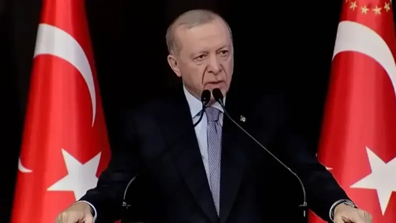 Cumhurbaşkanı Erdoğan: Düşen uçak için inceleme yapılıyor, kardeş Libya halkına başsağlığı diliyorum