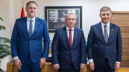 İzmir ile Macaristan arasında “kardeş kent” adımı: Başkonsolos Keller’den Başkan Tugay’a ziyaret