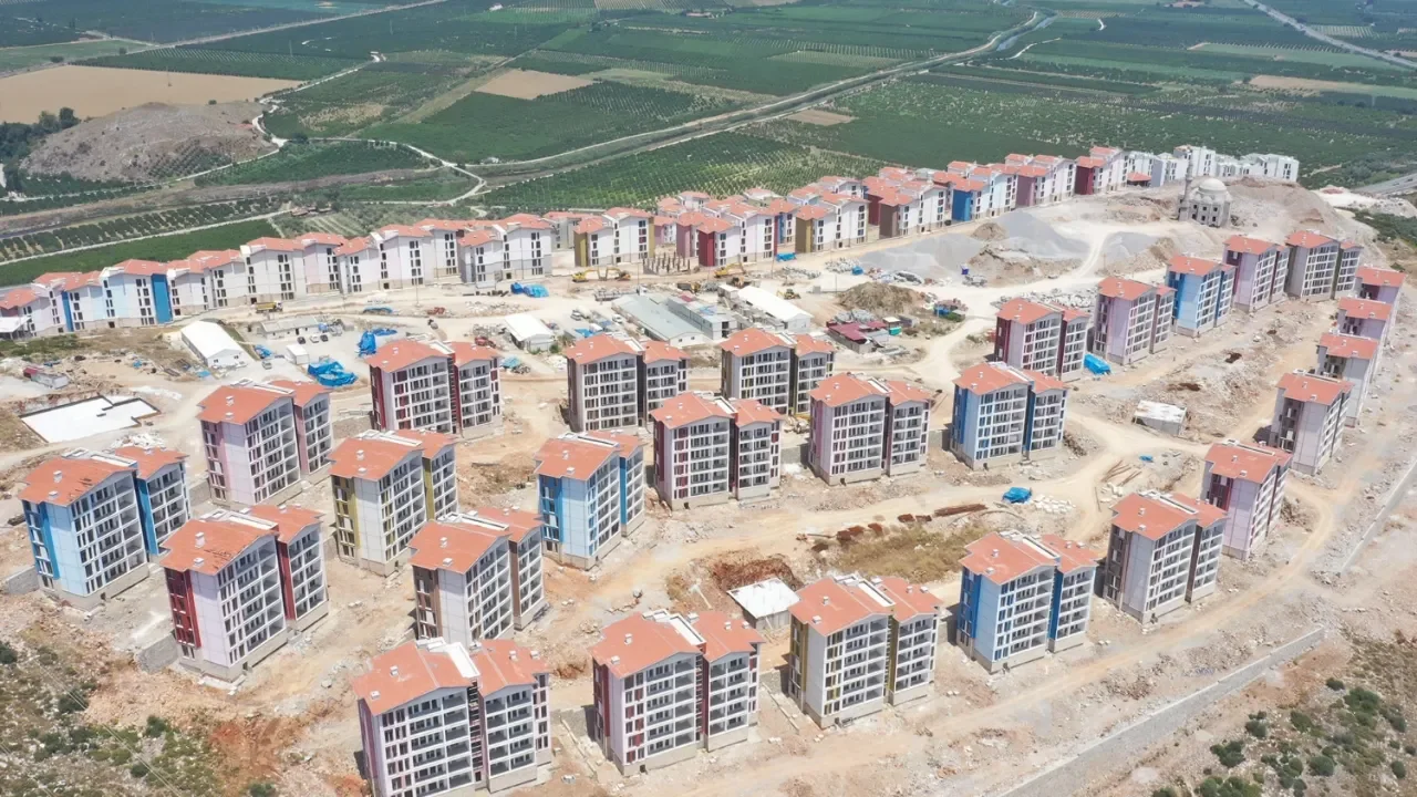 İzmir’de bir kişiye TOKİ kurası çıkma olasılığı nedir?