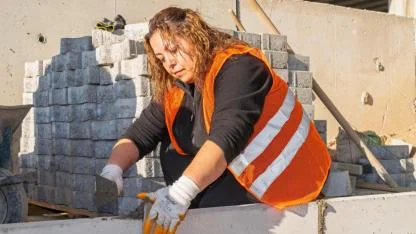 İzmir’de liyakat temelli “Nitelikli İstihdam Havuzu” eğitimleri başladı