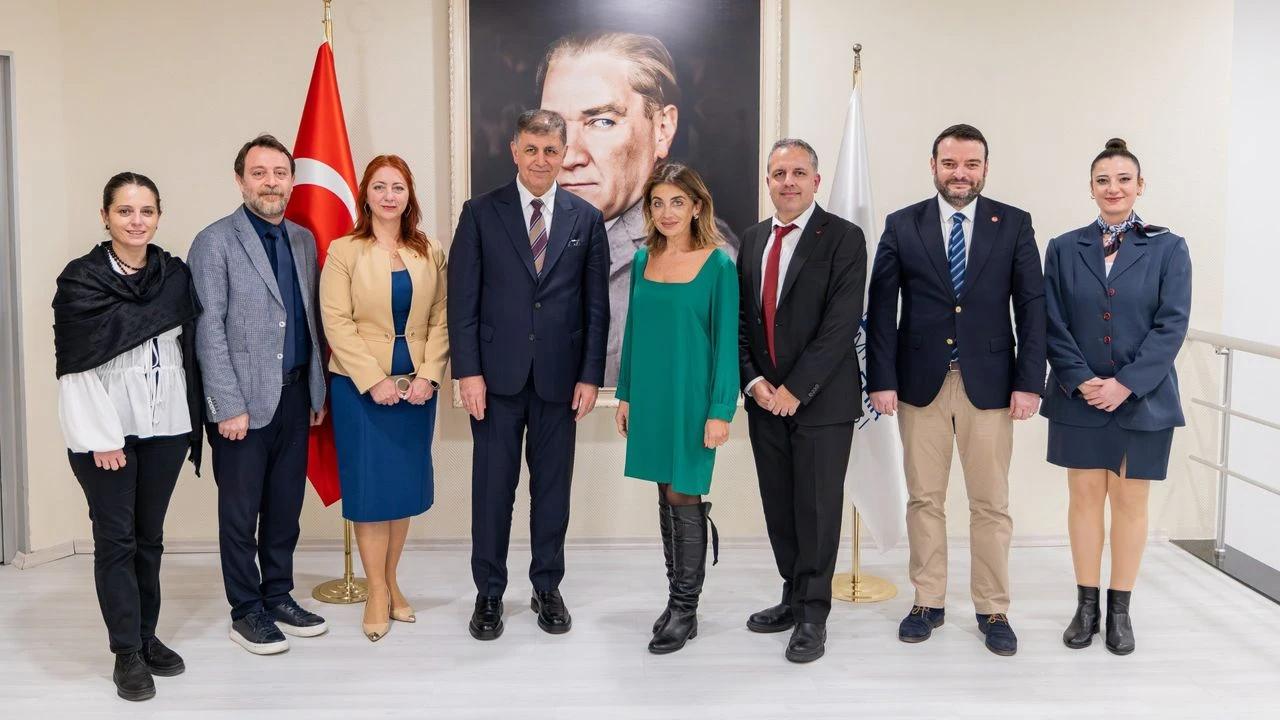 Kadın Dayanışma Merkezleri Ağı Efes Selçuk’ta buluştu