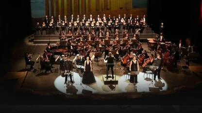 Kültür-sanat rüzgarı İzmir’i sarıyor