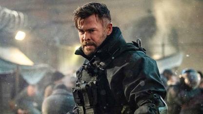 Netflix’ten Extraction Evreninde Yeni Dizi: Mercenary’den İlk Görsel Paylaşıldı