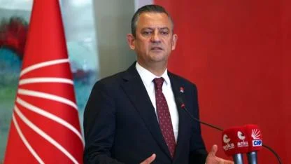 Özel, "Türkiye gündemine bomba gibi düşecek haber" diyerek paylaştı