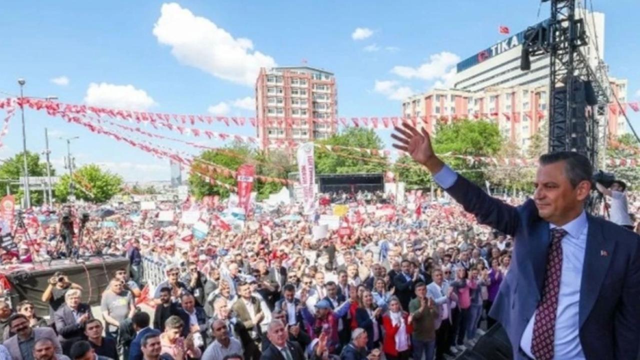 Özgür Özel Ankara&#039;da konuştu: Artık meclis meydanlardır, sokaktır!