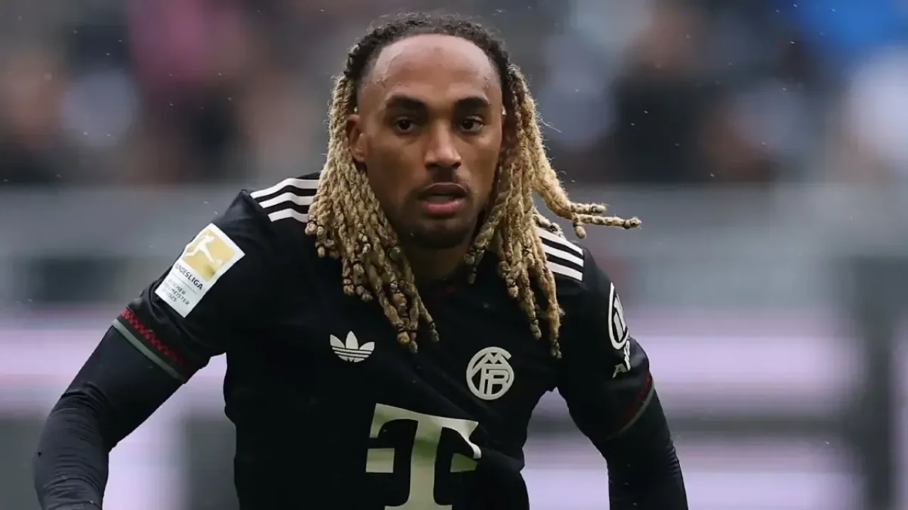 Sacha Boey'dan sürpriz transfer hazırlığı