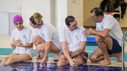 Suyun iyileştirici gücüyle engeller aşılıyor