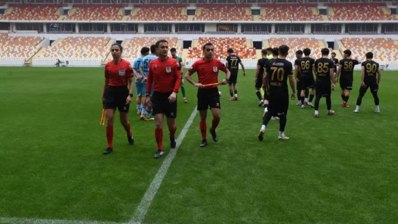 TFF 2&#039;nci Lig&#039;de görülmemiş olay! Sahaya 7 futbolcuyla çıktılar