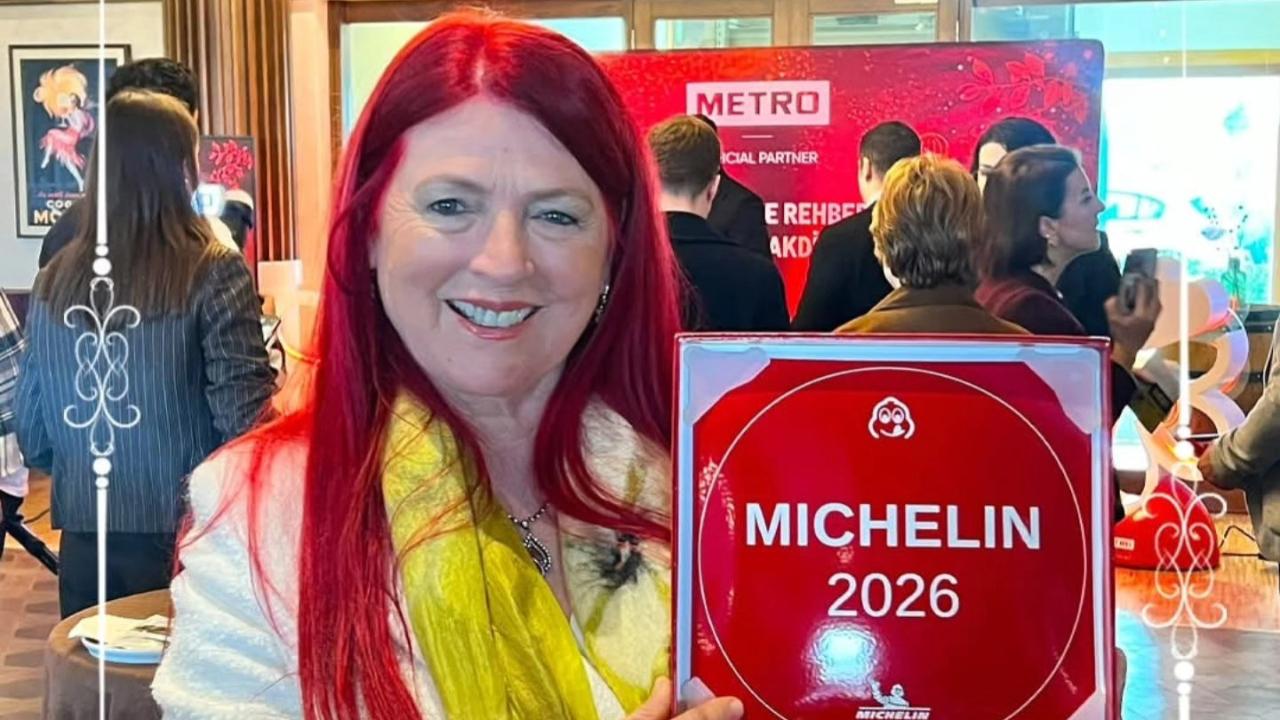 Ayşe Boşnak Börekçisi Yıldızlara Doymuyor