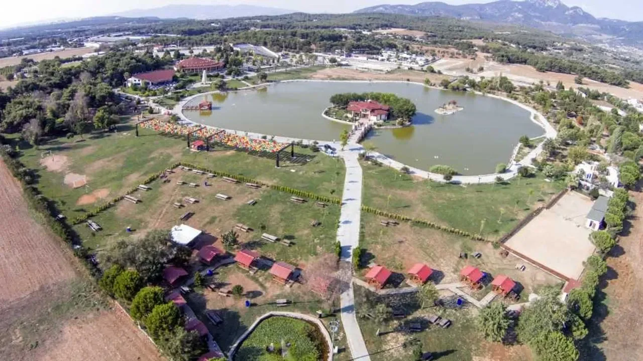 Buca’daki cinayet sonrası iddiaların merkezindeki CHP’li isim: “İstifa etmişti, alakam yok!”