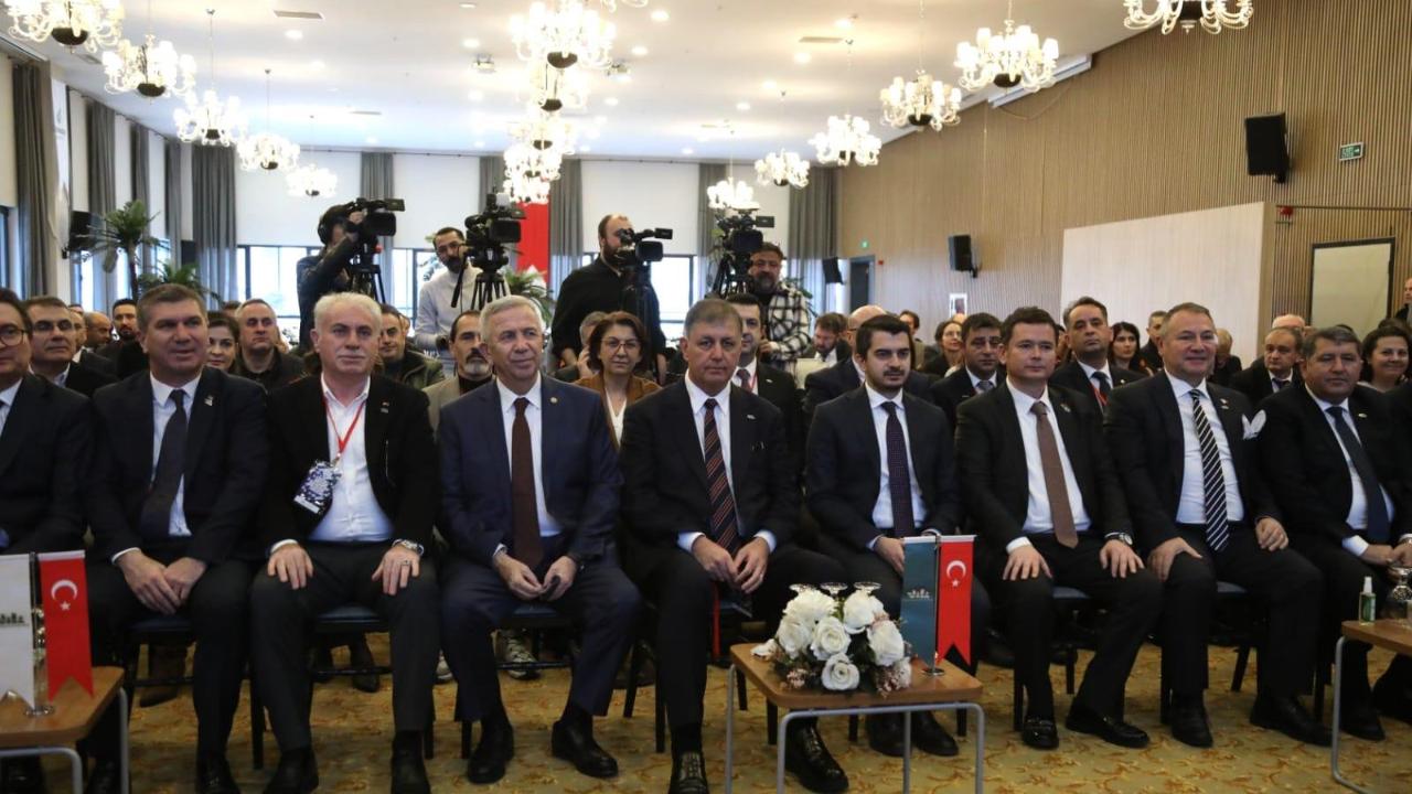 Cemil Tugay: Afet yönetimi refleksle değil, hazırlık ve planlamayla yapılmalı