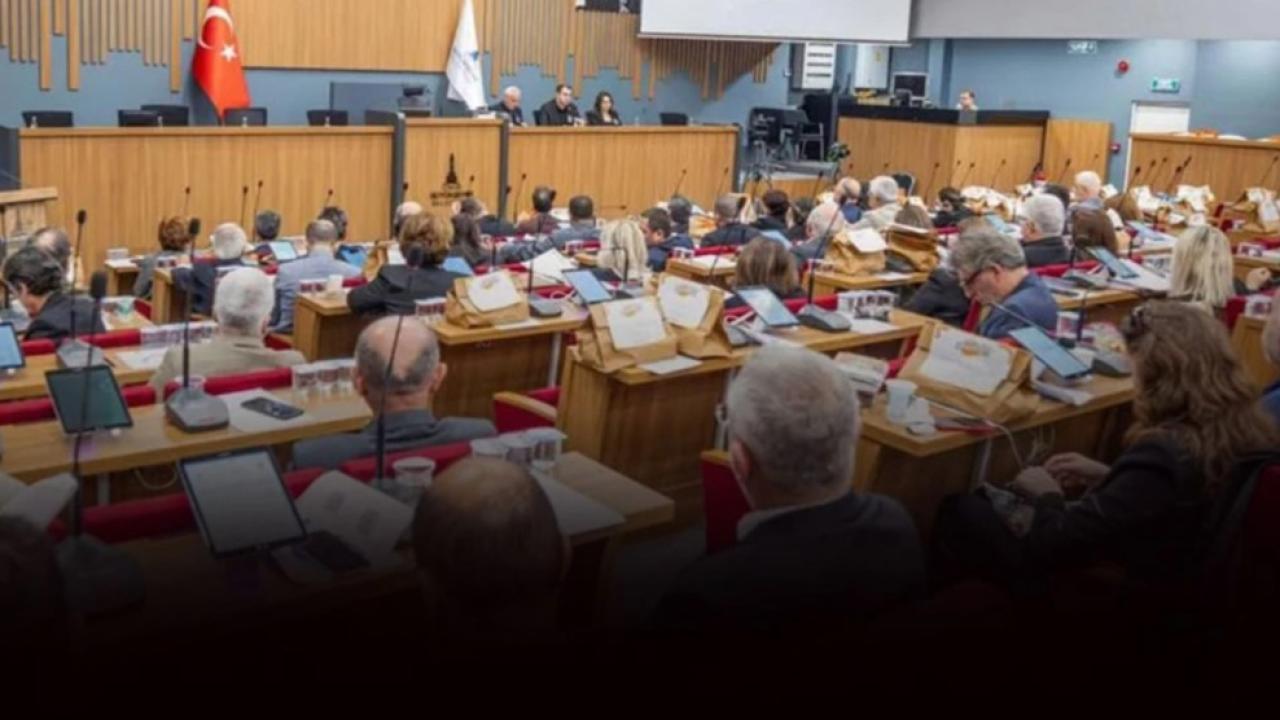 CHP grubu olağanüstü toplanıyor: Masada başkan vekili değişimi var!