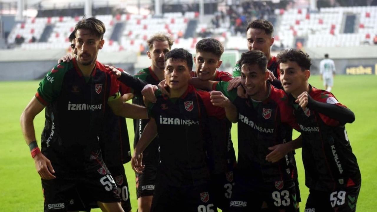 Karşıyaka moral arayışında!