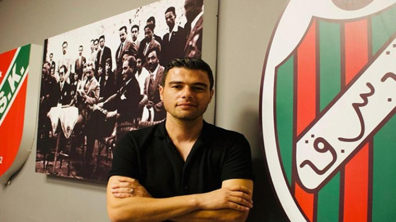 Karşıyaka'da istifa!