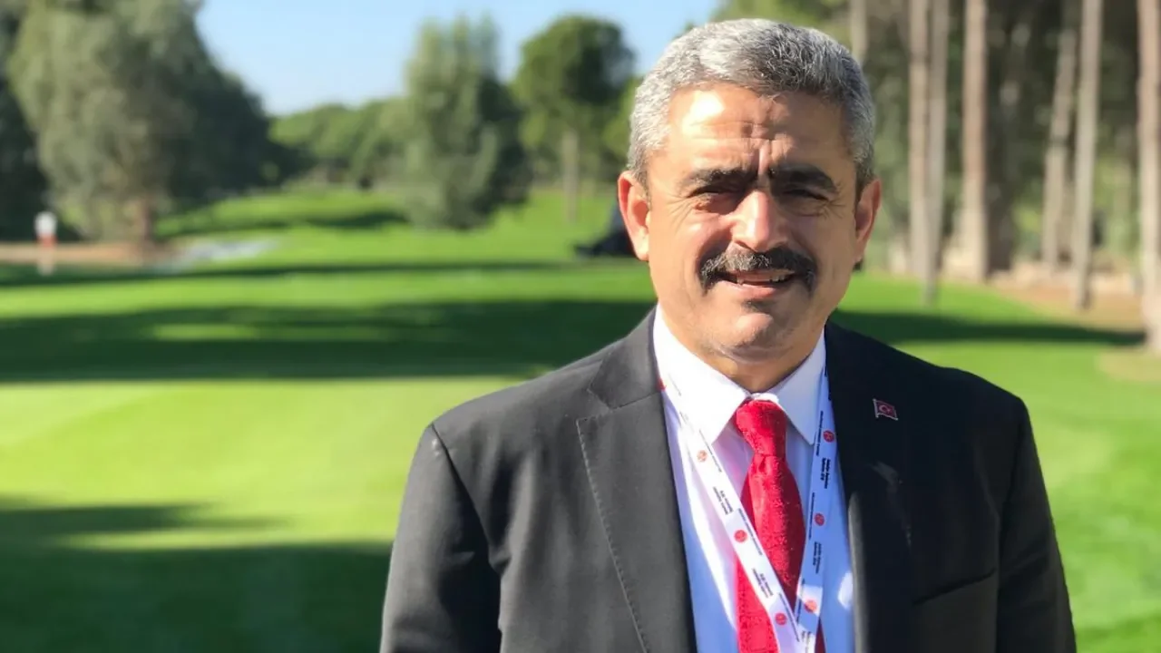 MHP Aydın İl Başkanı Haluk Alıcık kumar masasında görüntülendi, konuyla ilgili açıklama yaptı