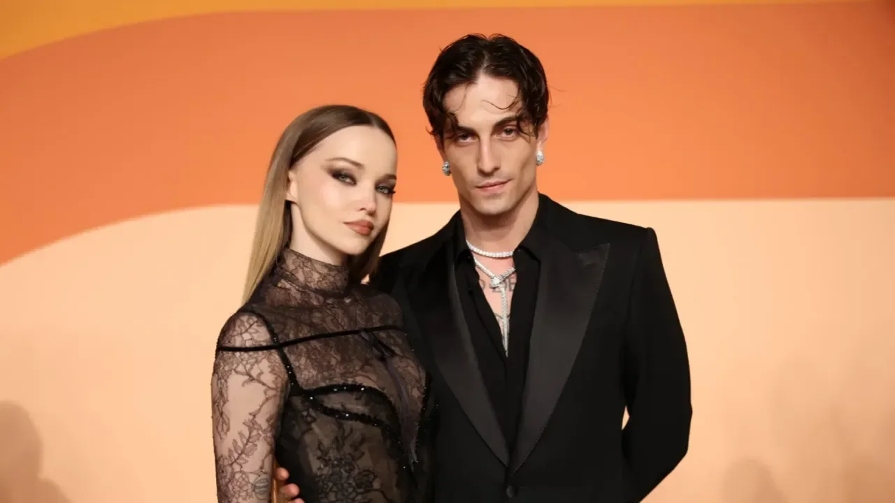 Oyuncu Dove Cameron ve Maneskin grubunun solisti Damiano David nişanlandı