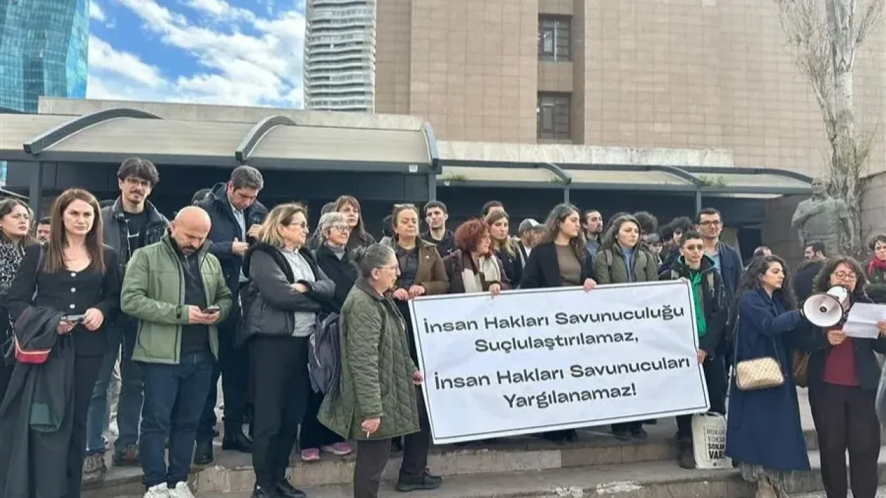 19 Mart protestoları davasında 4 öğrenciye tahliye: İzmir Barosu'ndan konuyla ilgili açıklama geldi