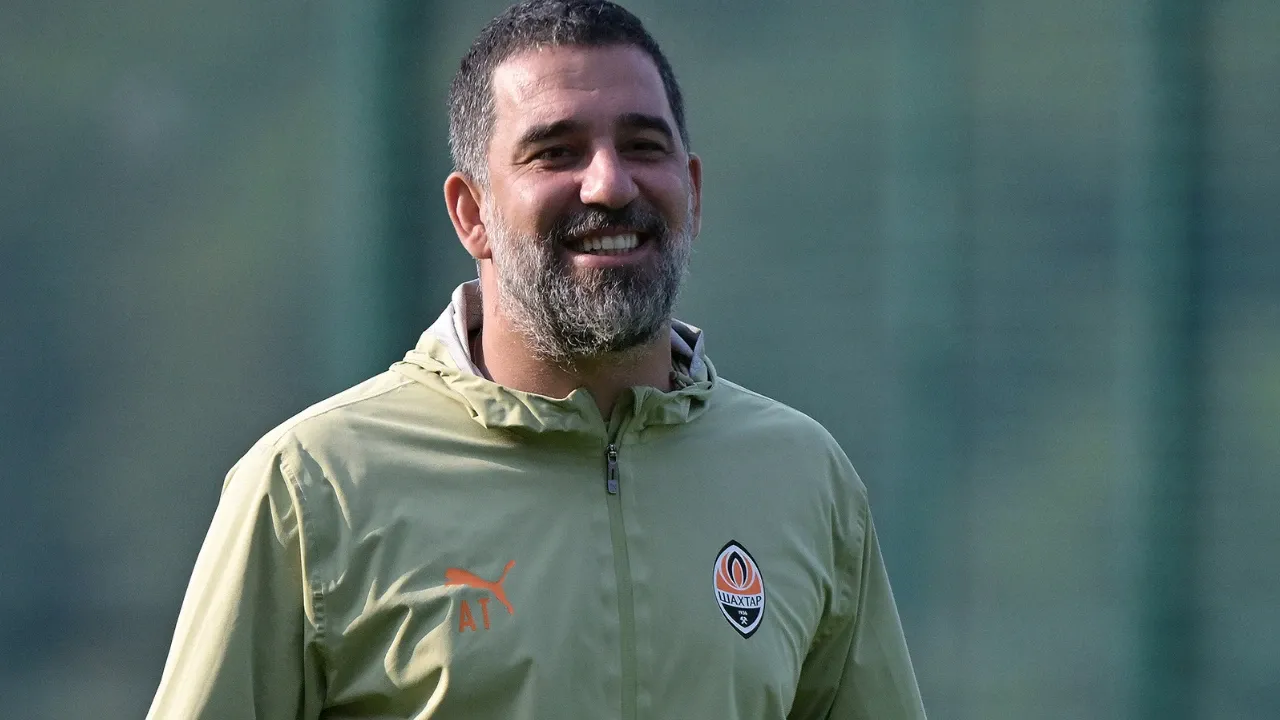 Arda Turan’dan İzmir çıkışı: Rövanş için Göztepe Stadı’nı işaret etti