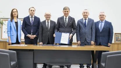 Başkan Tugay'dan tarihi imza! İzmir Büyükşehir Belediyesi ana hizmet binası için yapı ruhsatı alındı