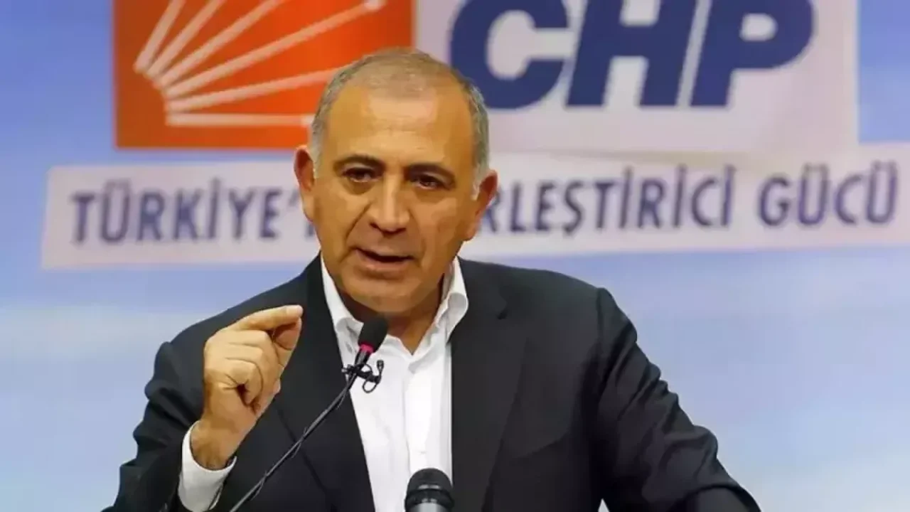 CHP İstanbul İl Kongresi davasında yeni karar: Kayyım heyeti görevine devam edecek