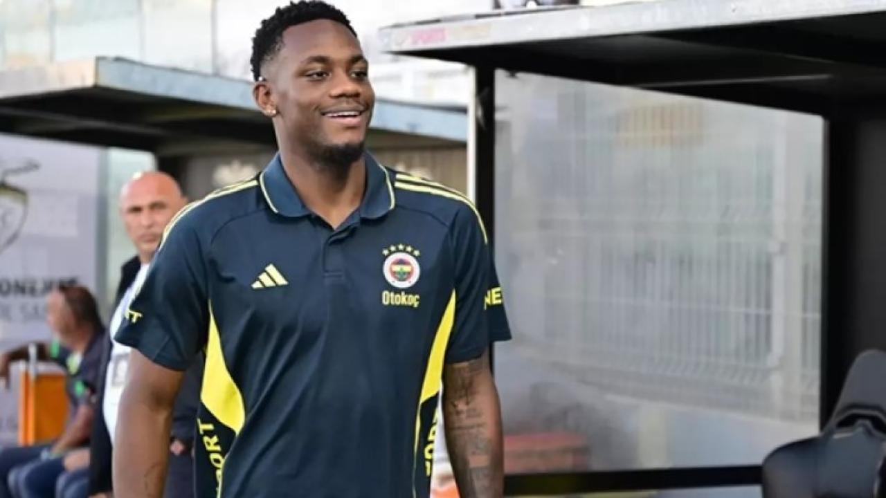 Fener taraftarı şokta! Jhon Duran akşamki maçı beklemeden uçağa binip gitti