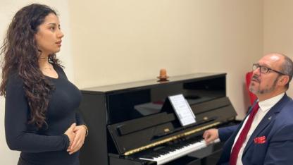 İzmir Büyükşehir Belediyesi gençlerin sanat yolculuğunu destekliyor