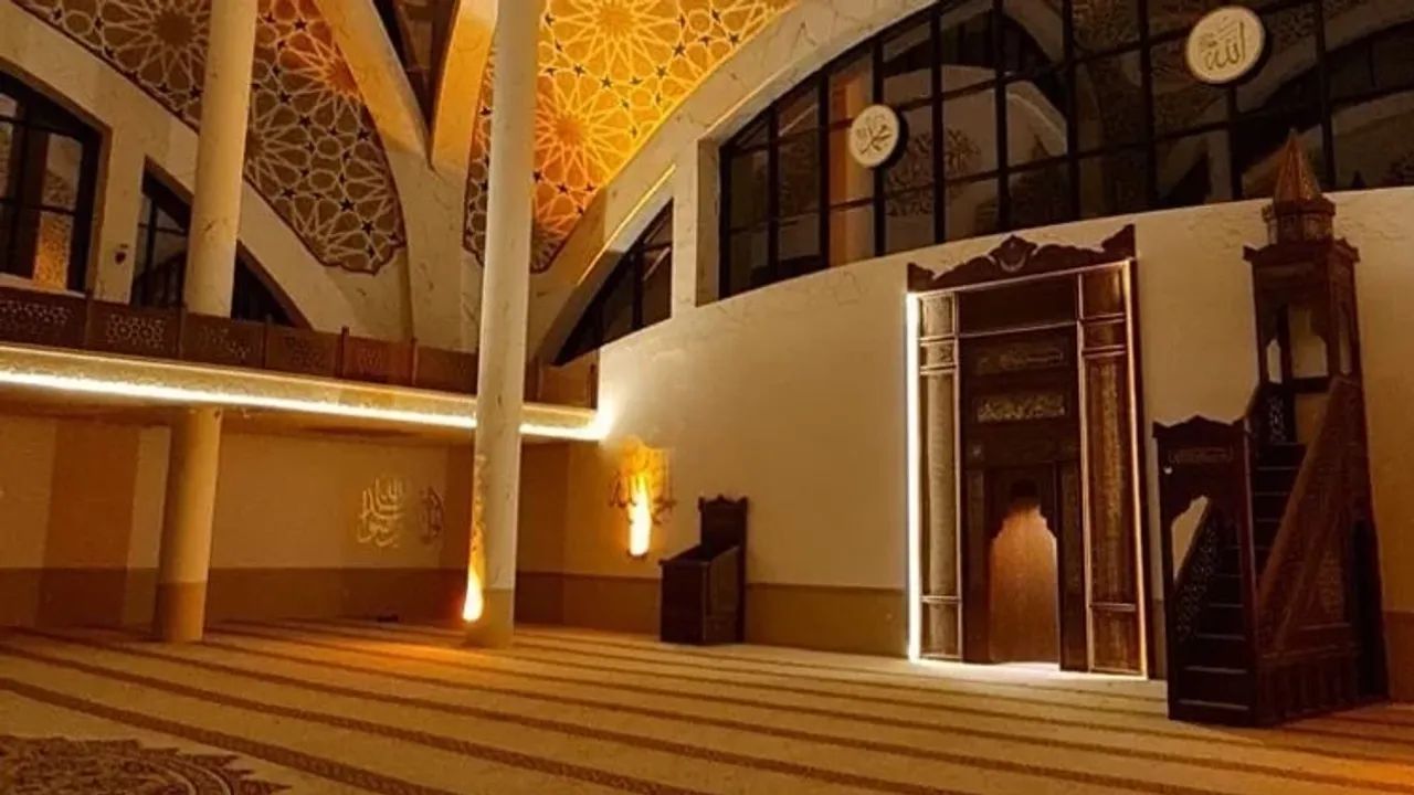 İzmir’de 5 Bin Kişilik Dev Külliye Açılışa Hazır