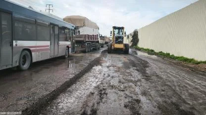 İzmir’de Aşırı Yağış Sonrası Kapanan Yollar Bir Bir Açılıyor