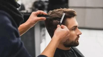 İzmir'de berber fiyatlarına zam!