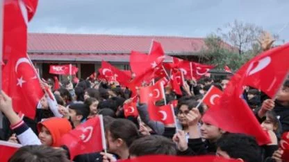 İzmir'de eğitimde ikinci dönem 'kırmızı-beyaz' başladı