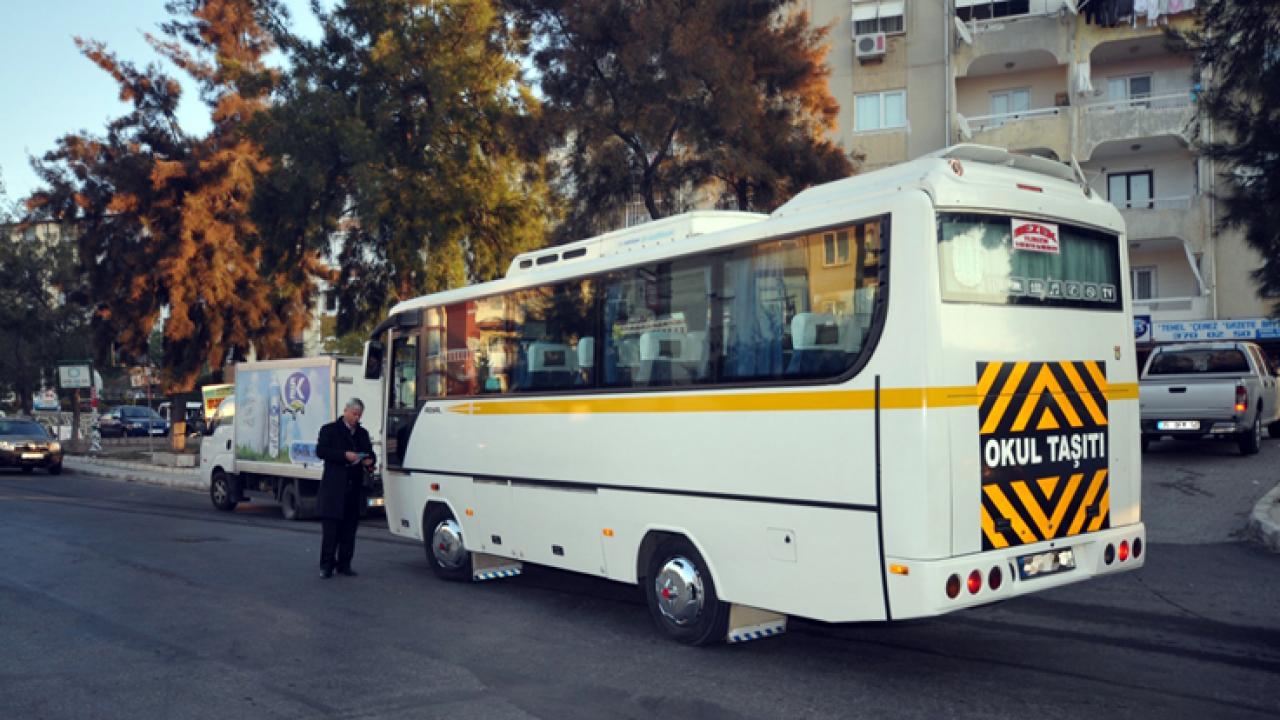 İzmir’de öğrenci servis ücretlerinin değişeceği konuşuluyordu: Meclisten yüzde 5 zam kararı