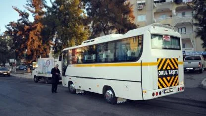 İzmir’de öğrenci servis ücretlerinin değişeceği konuşuluyordu: Meclisten yüzde 5 zam kararı