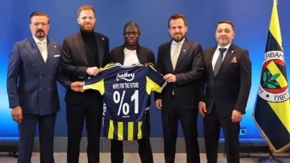 Kante'nin giydiği ayakkabı törene damga vurdu: Herkes aynı yorumu yapıyor