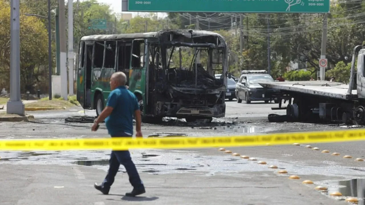 Meksika’da Kartel Liderinin Öldürülmesi Sonrası Şiddet: 55 Kişi Hayatını Kaybetti