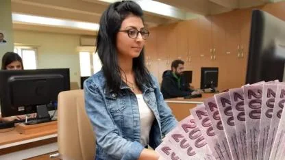 Memurlara yılda iki kez ikramiye! Teklif Meclis'e sunuldu