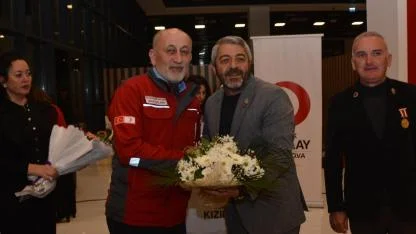 Bornova’da vefa gecesi: Şehit ve gazi aileleri aynı sofrada