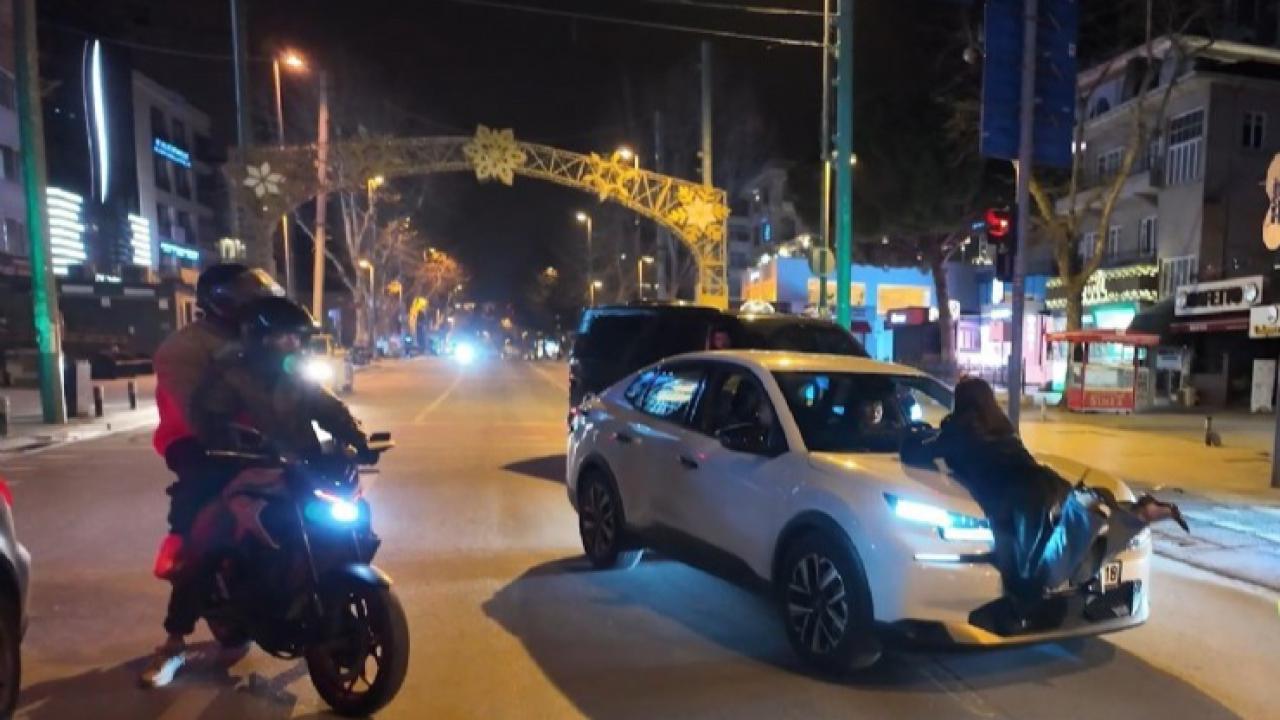 Caddebostan’da Aracın Önüne Atlayan Yolcu Sessizliğini Bozdu: "Alkolün Etkisiyle Yaptım"