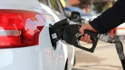 Zamdan sonra bu kez indirim: Akaryakıtta yeni gelişme