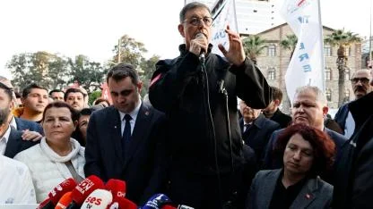 Cemil Tugay Meslek Fabrikası önünde sert çıktı: “Bu açıkça çökmektir”